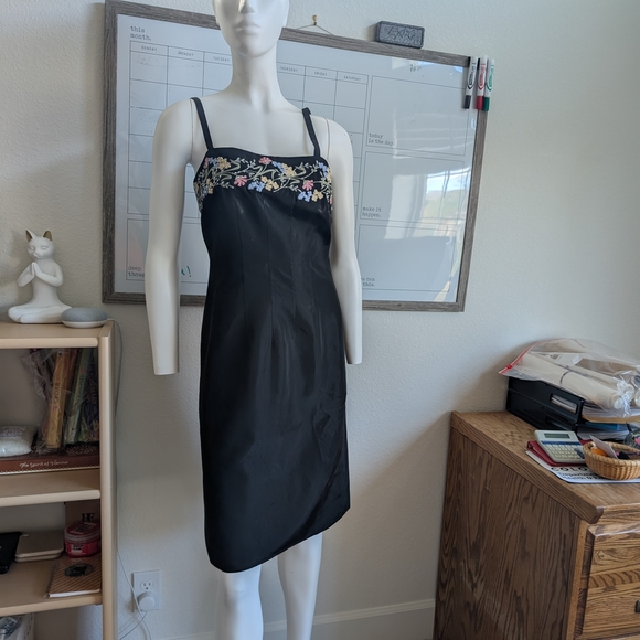 Phoebe Couture Black Dress with Floral Embroidery - Picture 1 of 4
